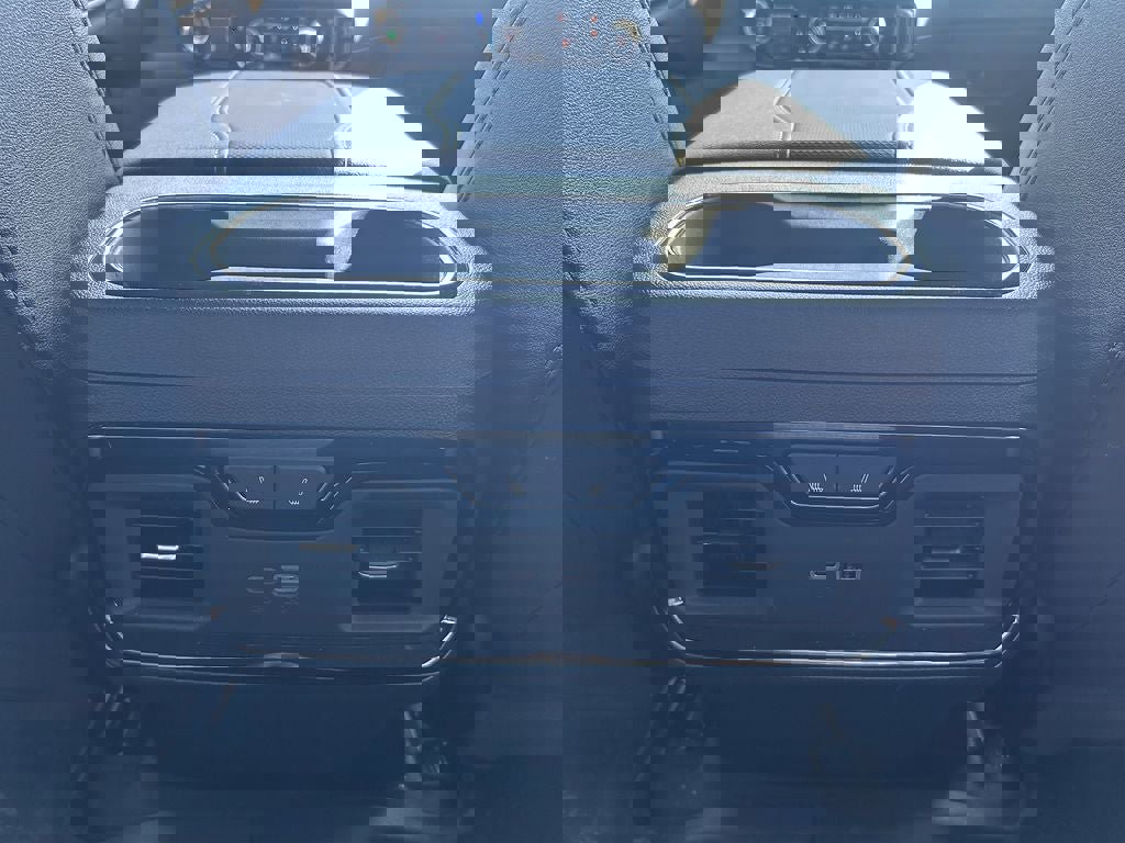 Used 2026 Chevrolet Silverado 2500 ZR2 AWD/4WD image 34