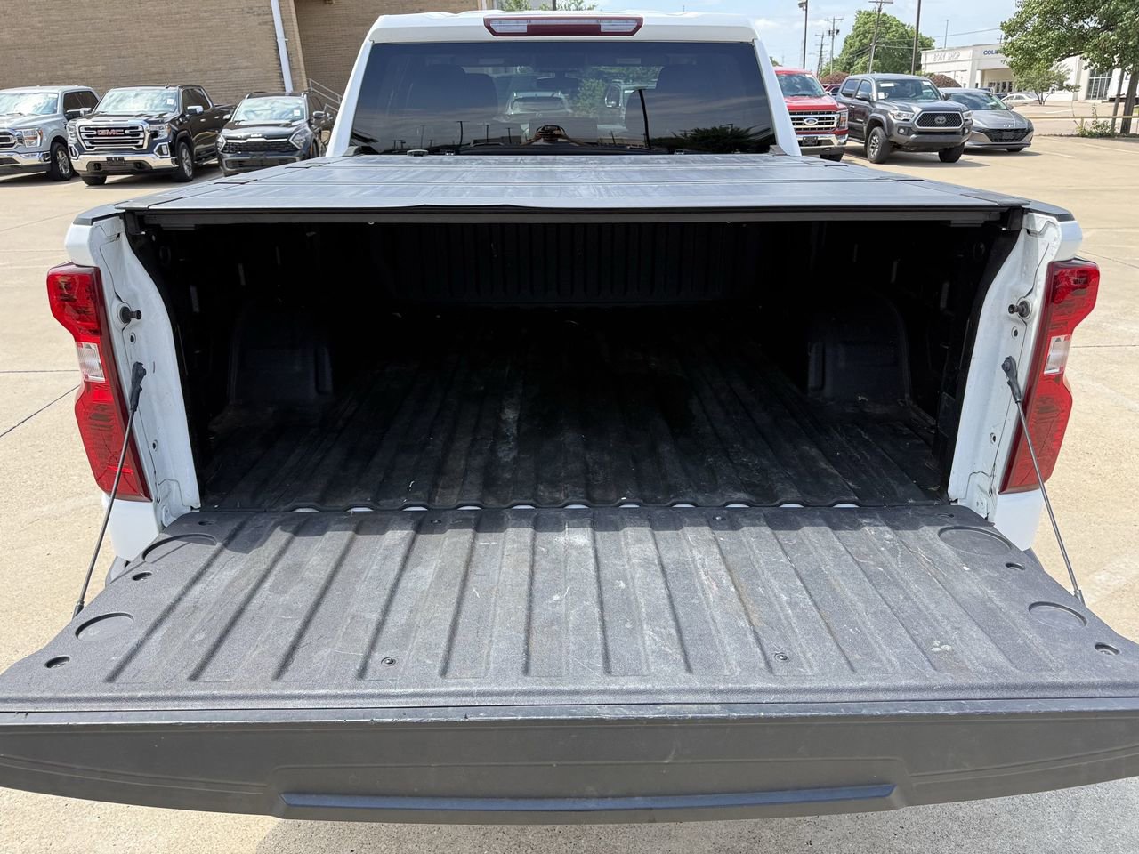 Used 2020 Chevrolet Silverado 1500 LT w/ All-Star Edition AWD/4WD image 28
