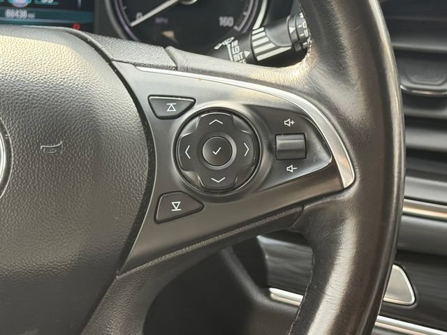 Used 2019 Buick Enclave Essence FWD image 31