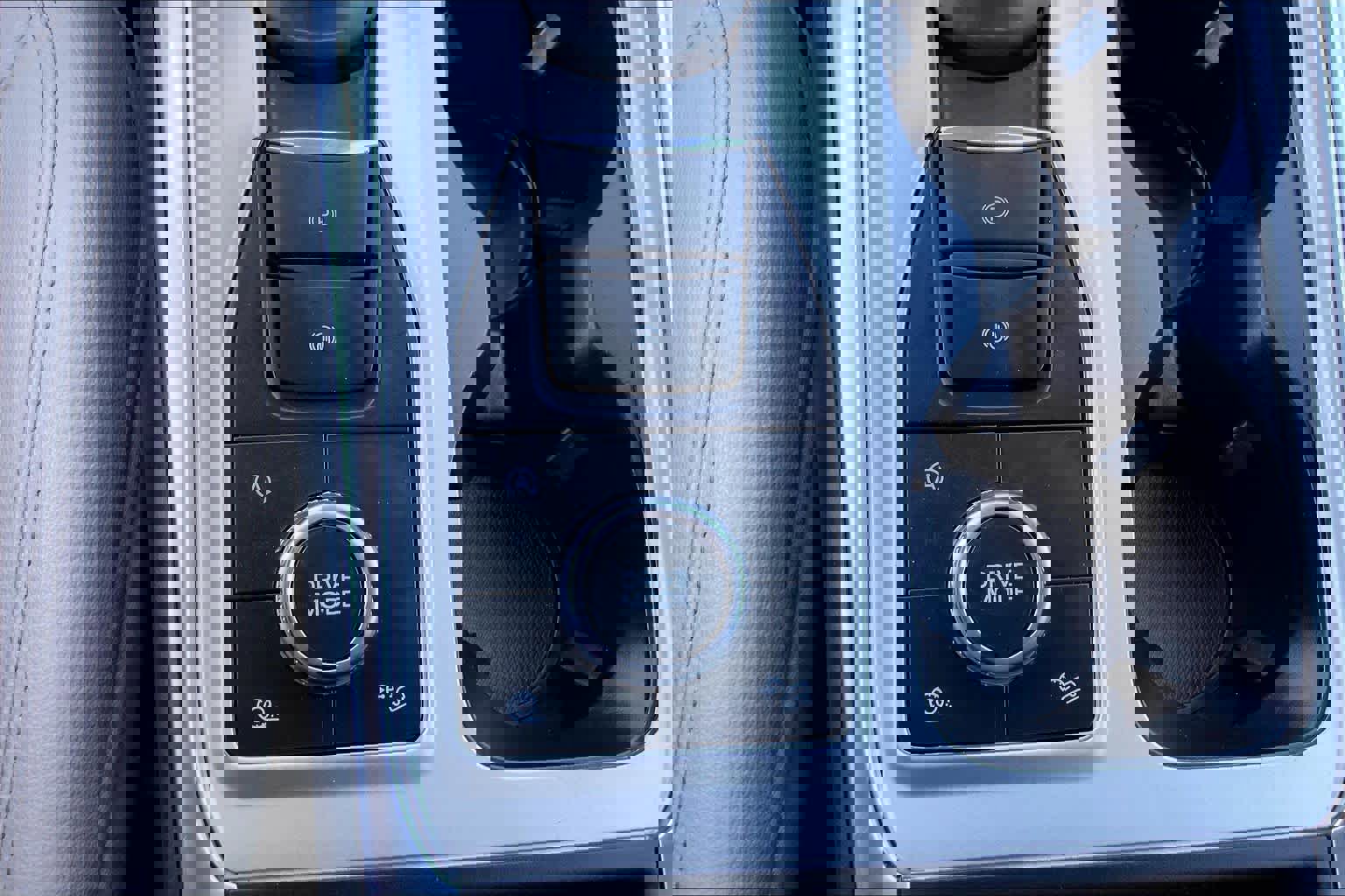 Certified 2023 Ford Explorer Limited image 36