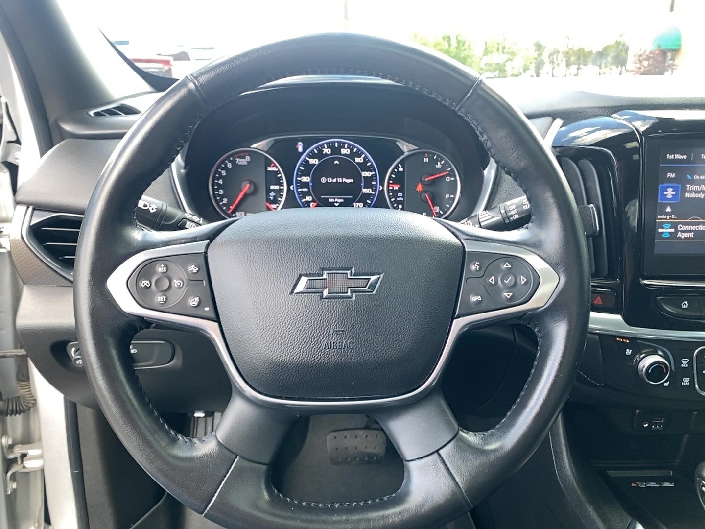 Used 2022 Chevrolet Traverse Premier w/ Redline Edition FWD image 13