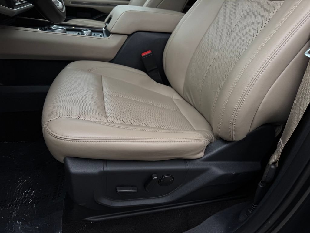 Certified 2023 Ford Expedition Max XLT AWD/4WD image 6