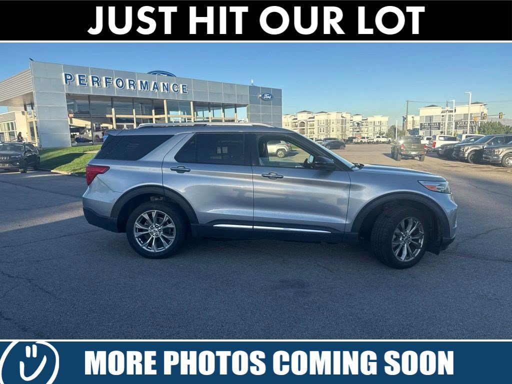 Certified 2021 Ford Explorer Limited w/ Equipment Group 301A AWD/4WD image 5