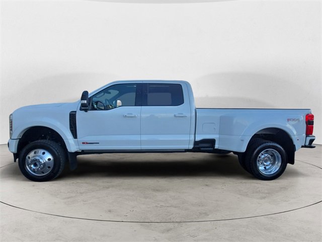 Certified 2025 Ford F450 Platinum w/ FX4 Off-Road Package image 6
