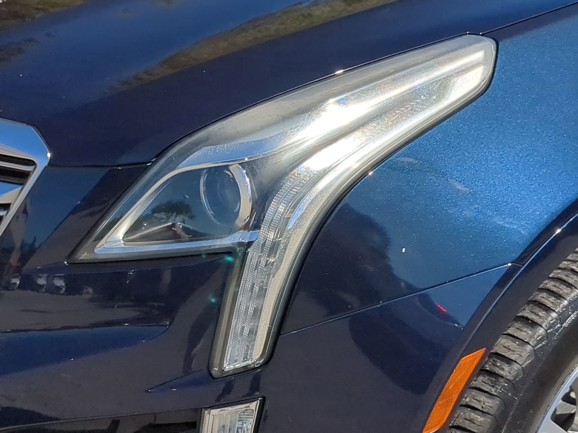 Used 2017 Cadillac XT5 Luxury w/ Driver Awareness Package image 55