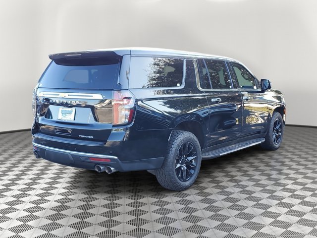 Used 2023 Chevrolet Suburban Premier image 4