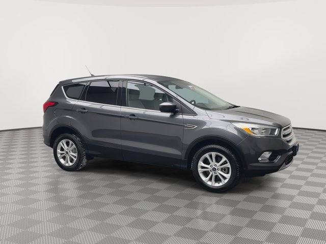 Certified 2019 Ford Escape SE image 9