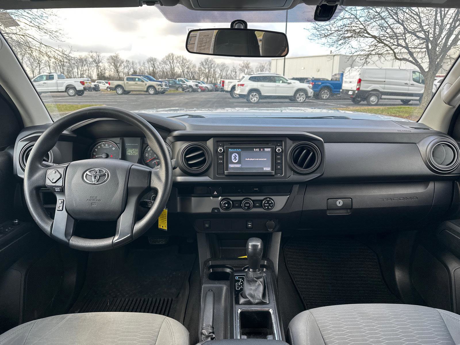 Used 2017 Toyota Tacoma SR image 10