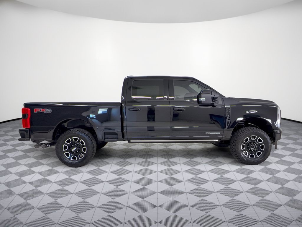 Certified 2026 Ford F250 Platinum w/ FX4 Off-Road Package AWD/4WD image 8