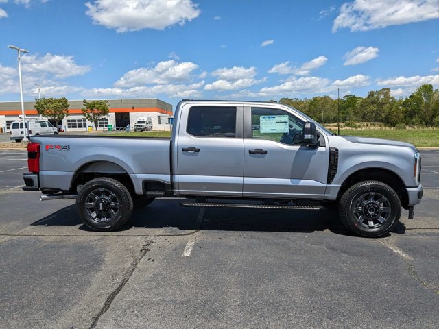 Certified 2024 Ford F250 XL w/ STX Appearance Package AWD/4WD image 2