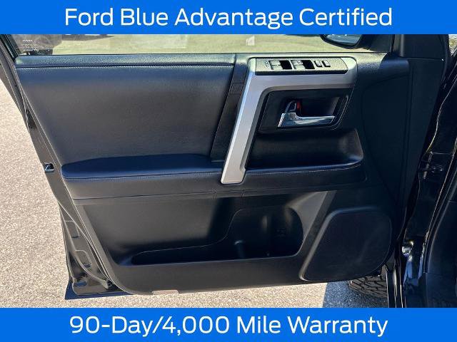 Used 2022 Toyota 4Runner SR5 Premium w/ Moonroof Package AWD/4WD image 14