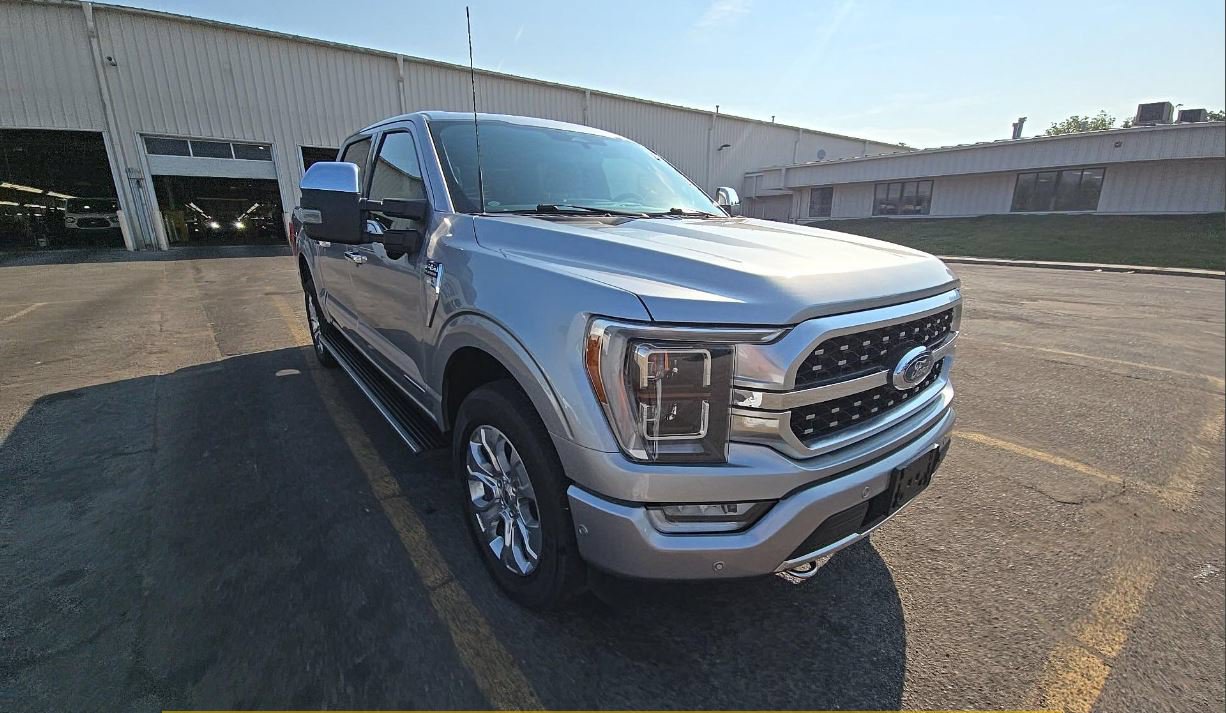 Certified 2022 Ford F150 Platinum w/ Equipment Group 701A High AWD/4WD image 1