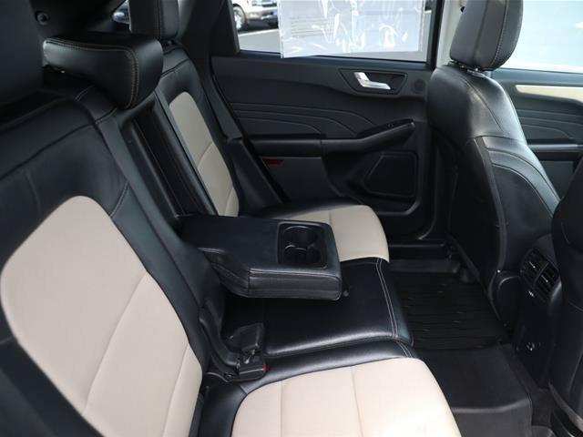 Certified 2022 Ford Escape Titanium w/ Titanium Elite Package AWD/4WD image 31