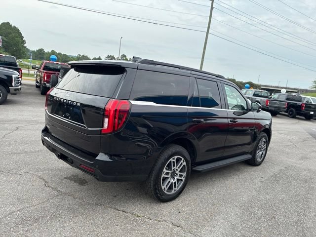 Certified 2025 Ford Expedition Active AWD/4WD image 35