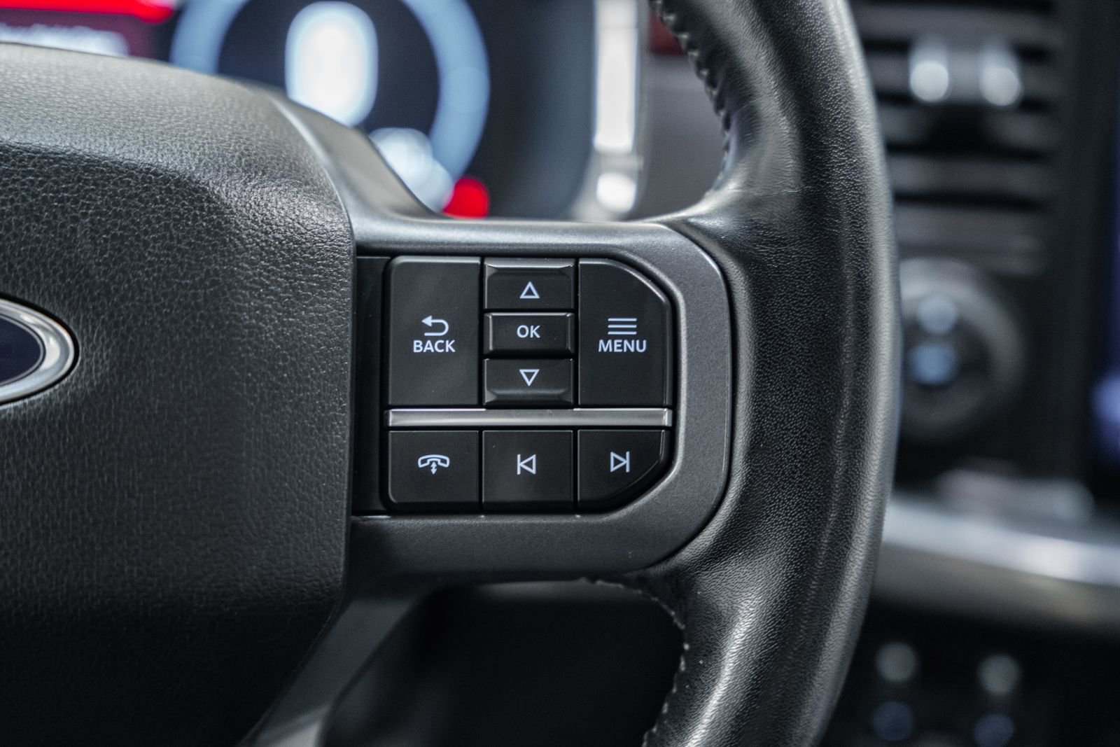 Certified 2023 Ford F150 Lariat w/ Equipment Group 502A High image 35