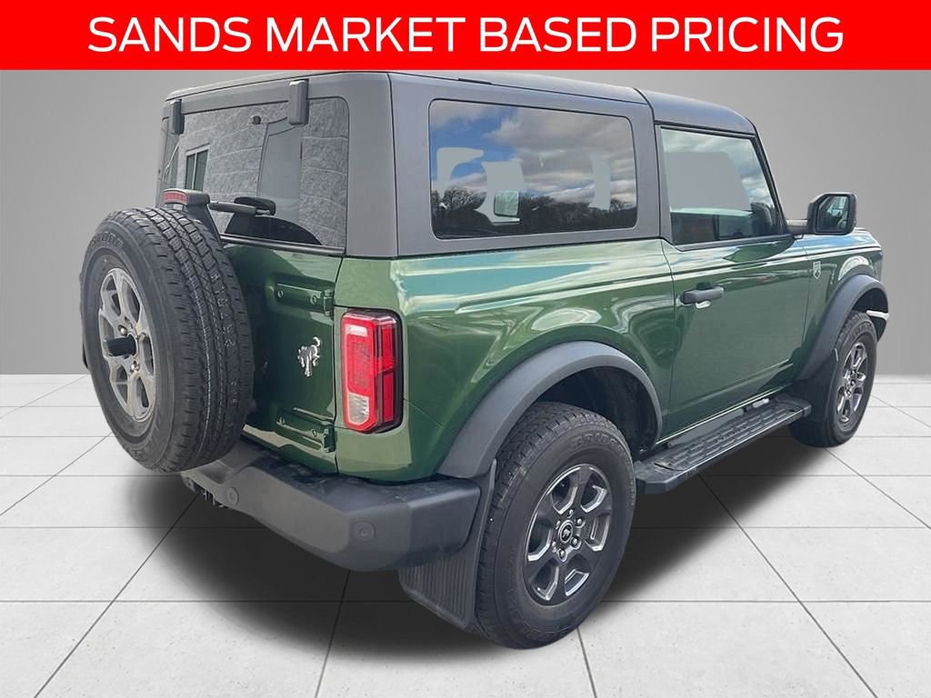 Certified 2023 Ford Bronco 2-Door AWD/4WD image 2