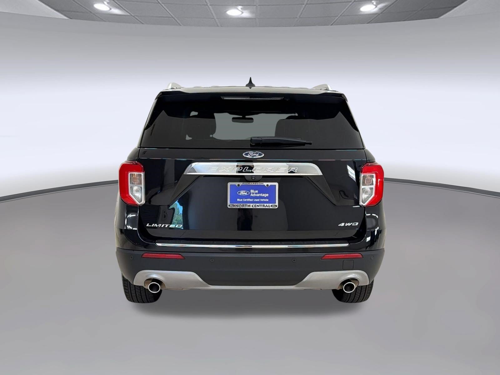 Certified 2024 Ford Explorer Limited AWD/4WD image 10