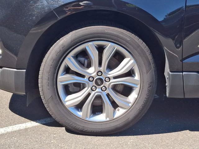 Certified 2024 Ford Edge Titanium AWD/4WD image 29