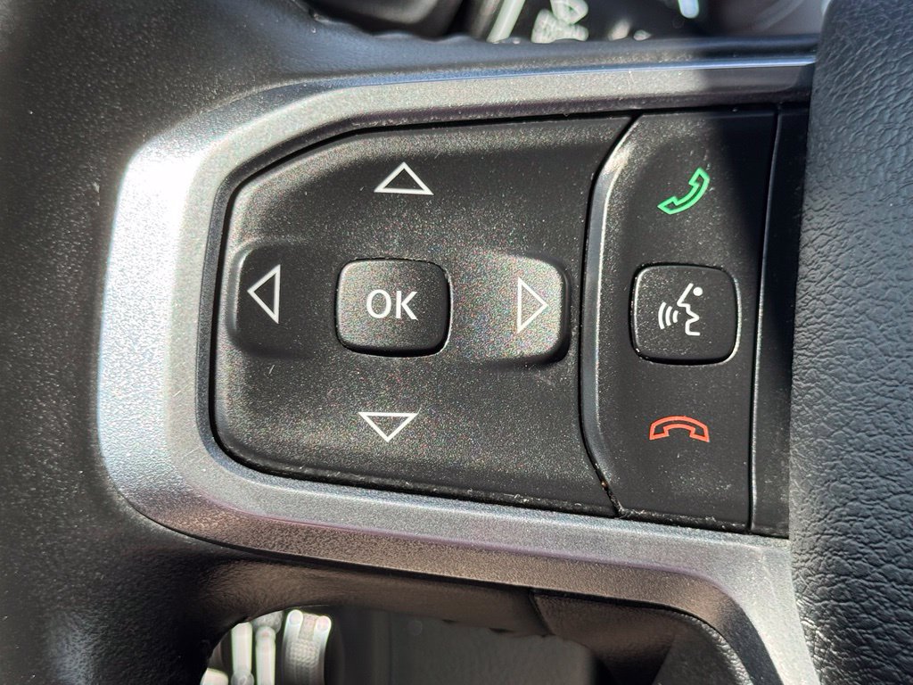Used 2021 RAM 1500 Laramie AWD/4WD image 38