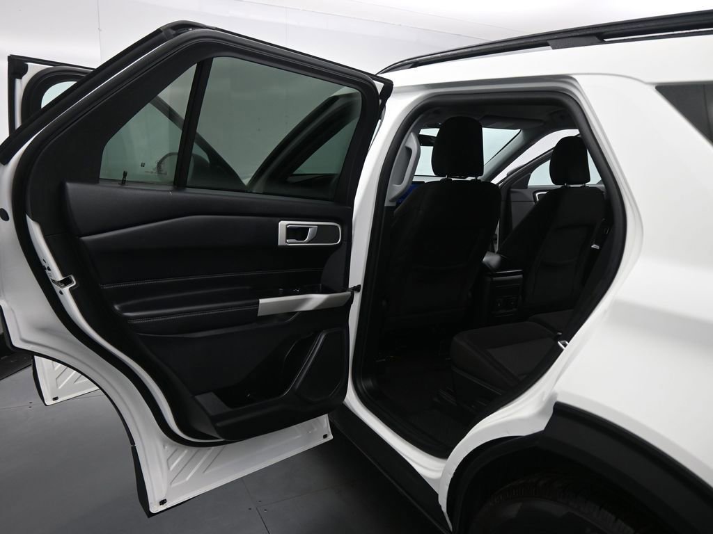 Certified 2023 Ford Explorer XLT image 48