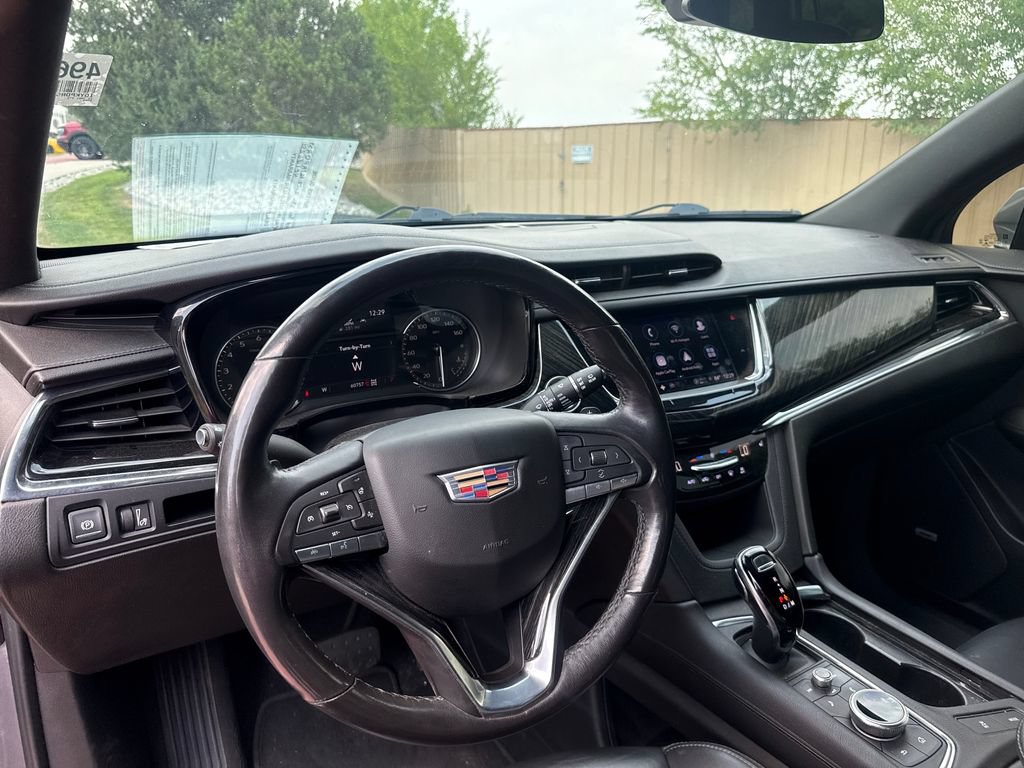 Used 2022 Cadillac XT6 Premium Luxury AWD/4WD image 15