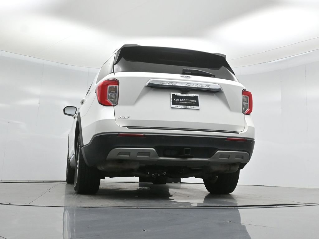 Certified 2021 Ford Explorer XLT image 20