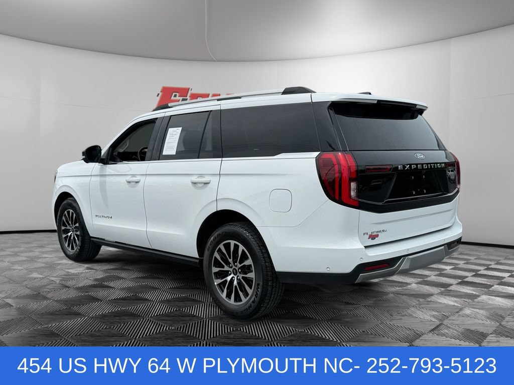 Certified 2025 Ford Expedition Platinum AWD/4WD image 3