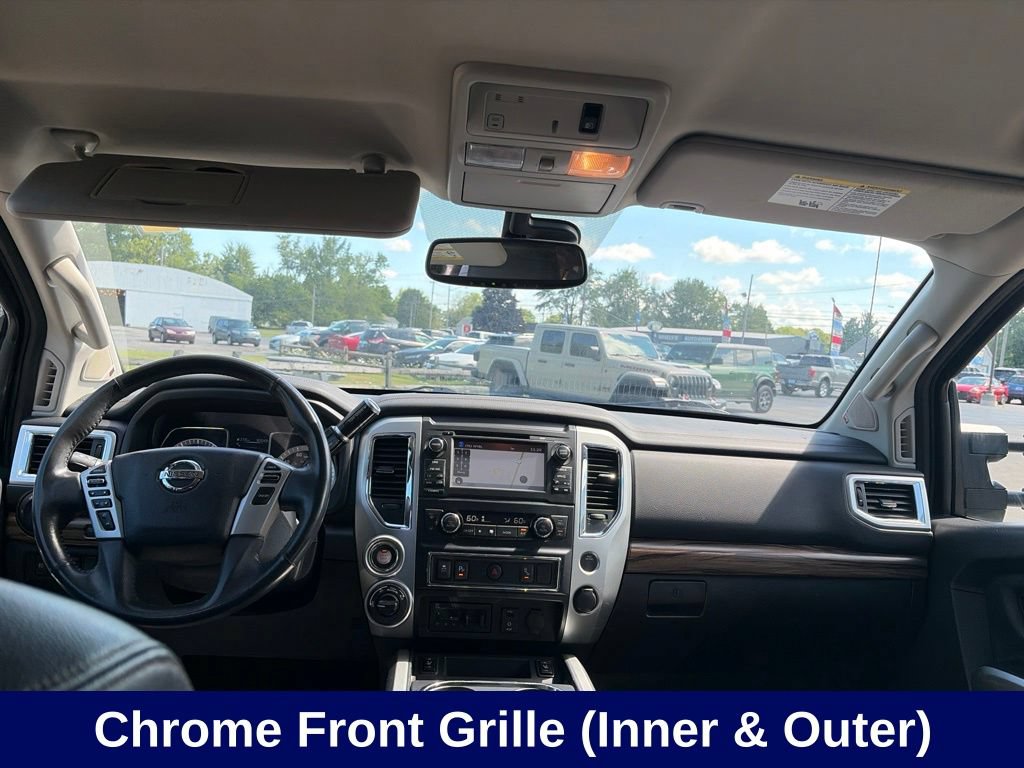 Used 2018 Nissan Titan SL w/ Texas Titan Edition AWD/4WD image 25