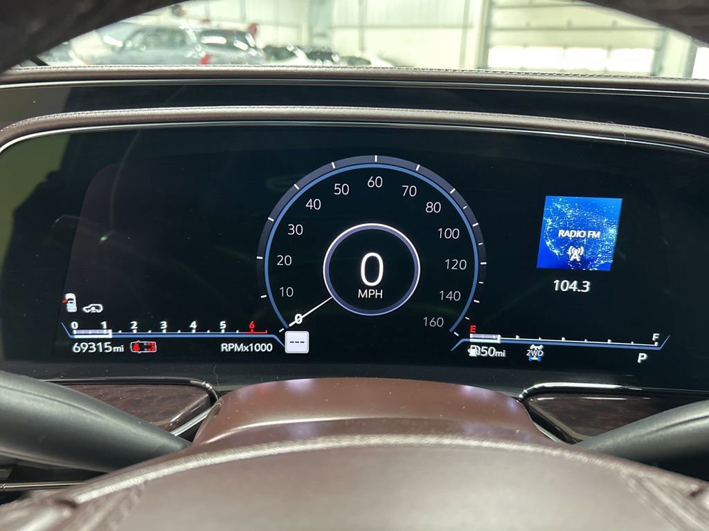 Used 2021 Cadillac Escalade Sport Platinum w/ LPO, ONYX Package image 20