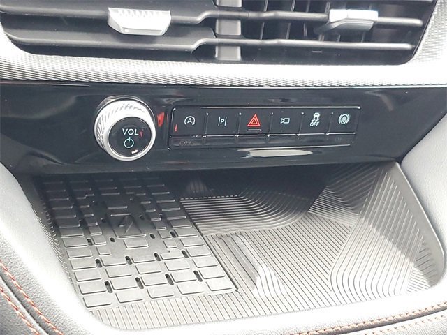 Certified 2025 Ford Explorer ST image 26