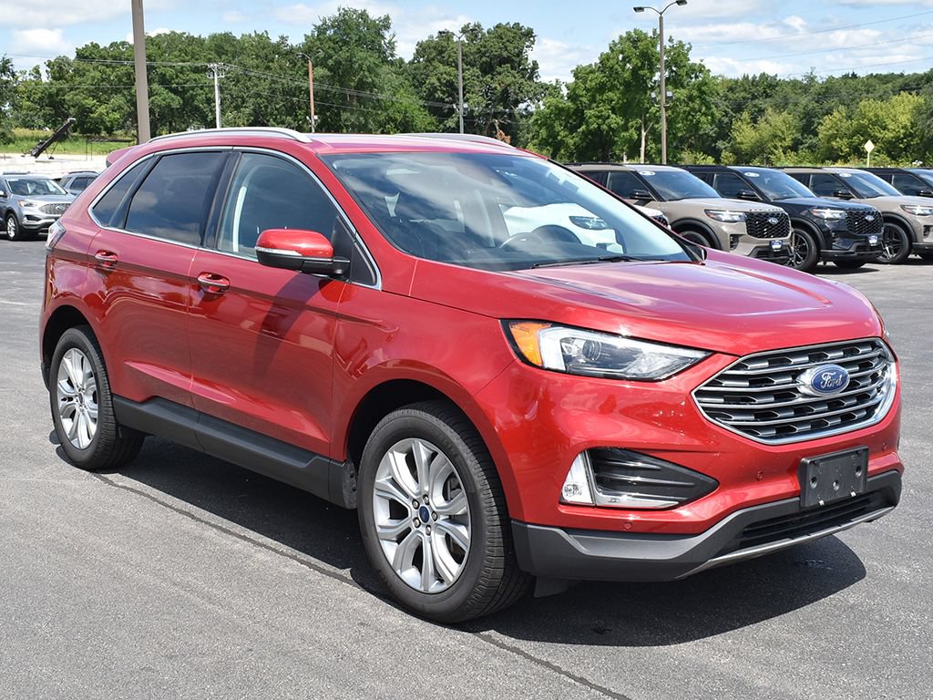 Certified 2022 Ford Edge Titanium AWD/4WD image 4