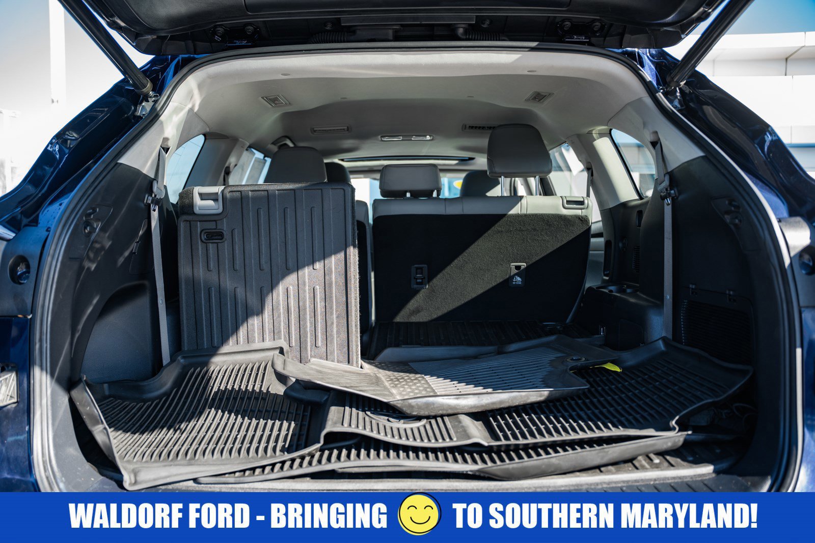 Used 2020 Toyota Highlander XLE image 9