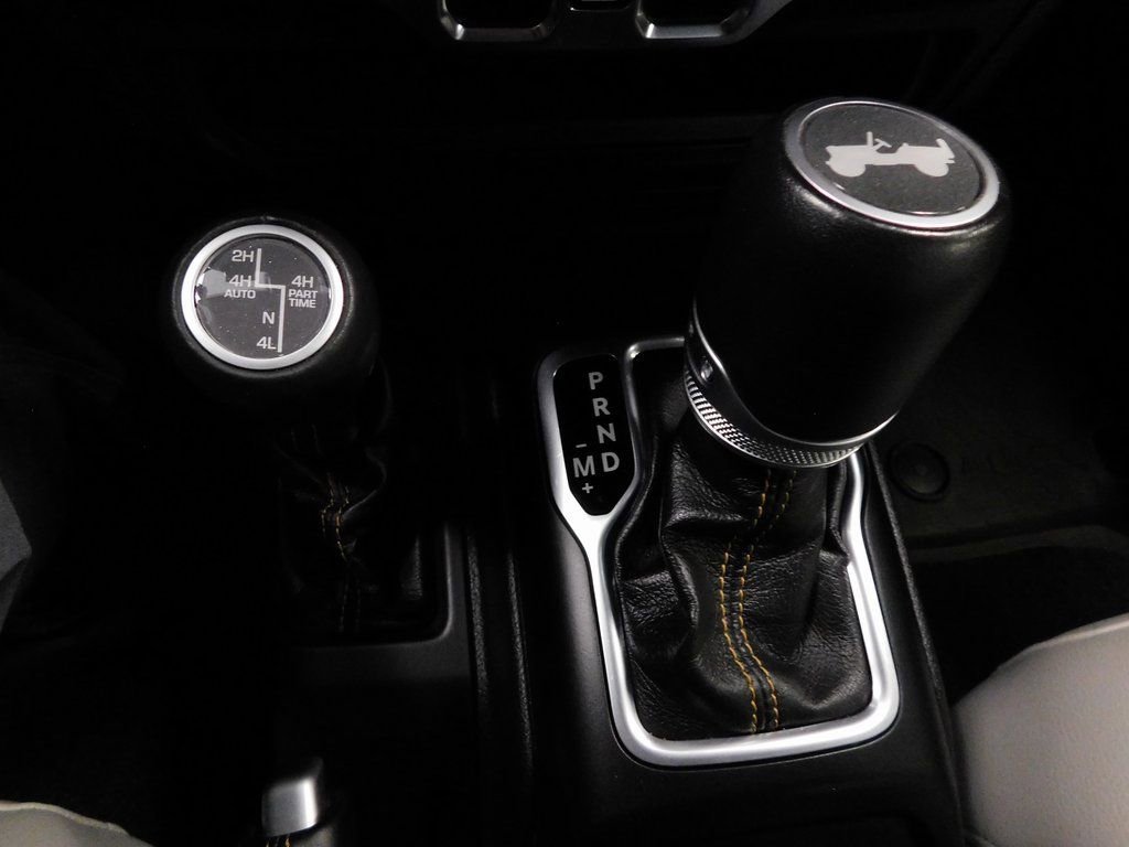 Used 2022 Jeep Wrangler Unlimited Sahara image 21