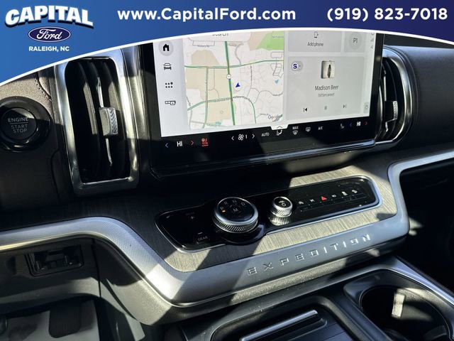 Certified 2025 Ford Expedition Max Platinum w/ Platinum Ultimate Package image 29