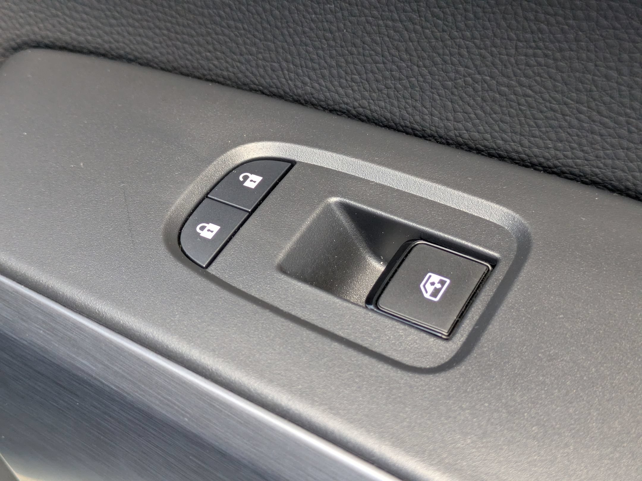 Used 2025 Nissan Pathfinder Rock Creek AWD/4WD image 37