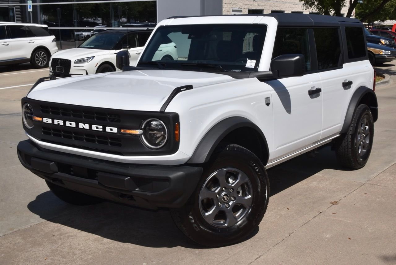 Certified 2025 Ford Bronco Big Bend image 3