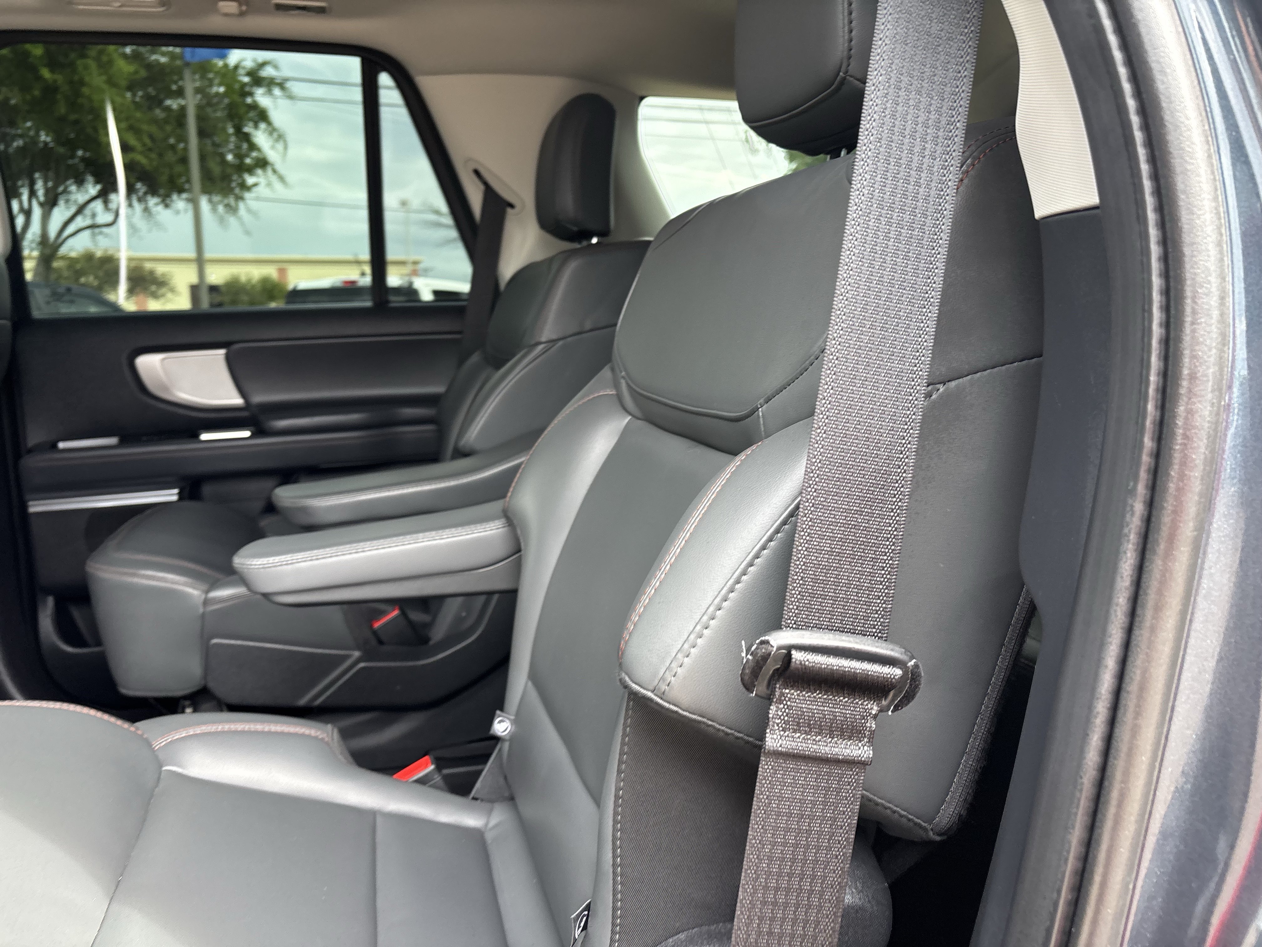 Certified 2025 Ford Expedition Active RWD image 16