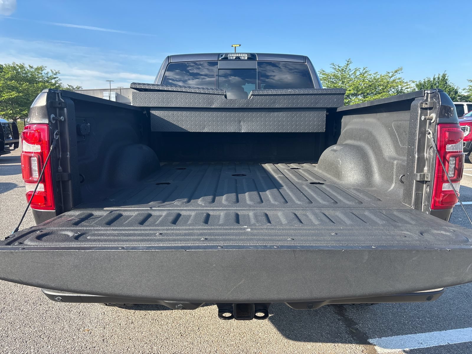 Used 2022 RAM 2500 Laramie AWD/4WD image 9