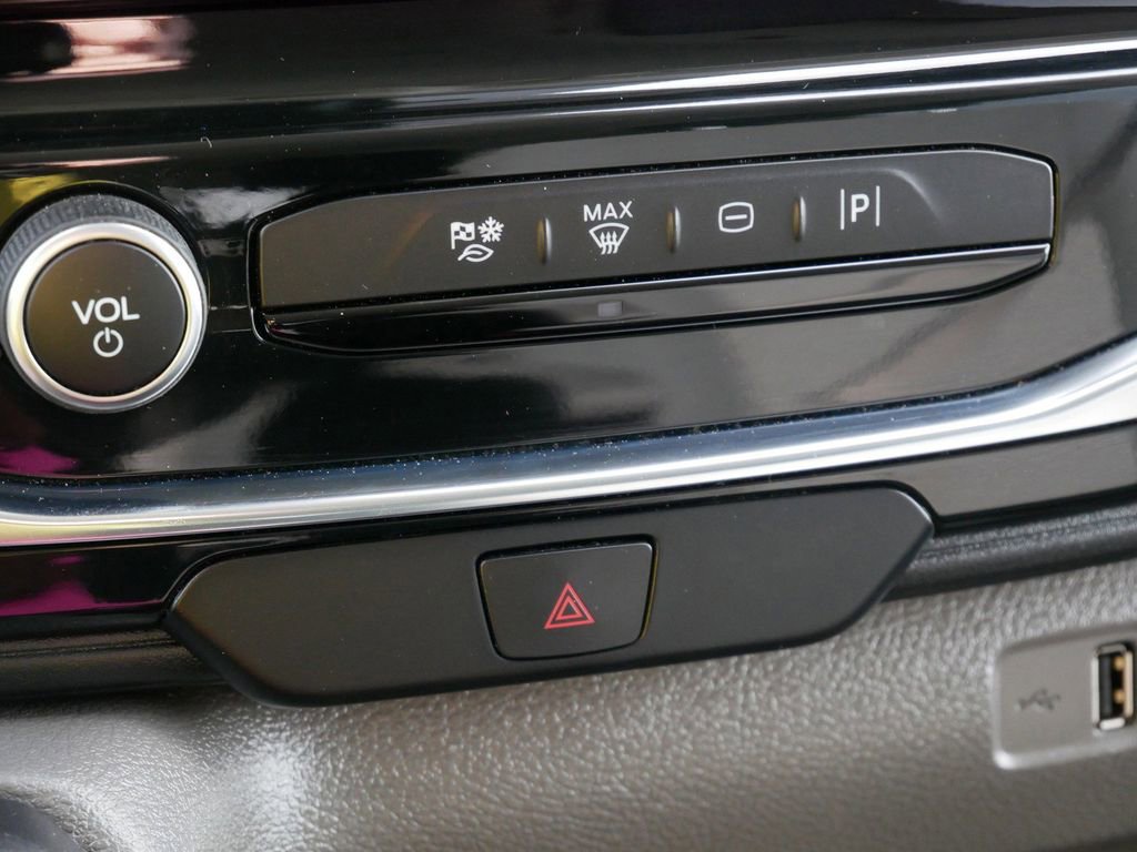 Certified 2023 Ford Transit 350 XLT image 25