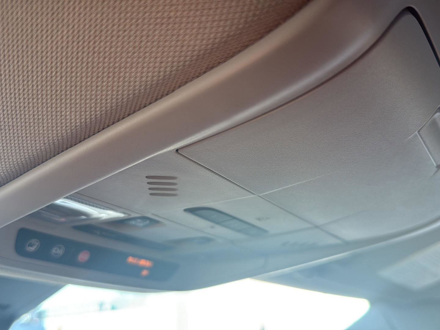 Used 2020 Buick Enclave Avenir w/ Avenir Technology Package image 19