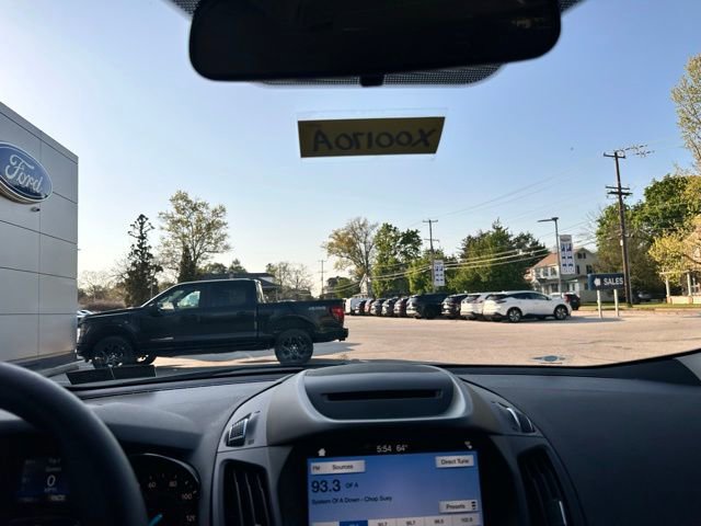 Certified 2018 Ford Escape SE w/ SE Sync 3 Package FWD image 67