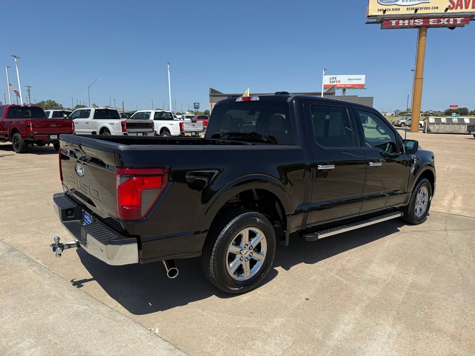 Certified 2025 Ford F150 XLT w/ Equipment Group 301A Standard RWD image 5