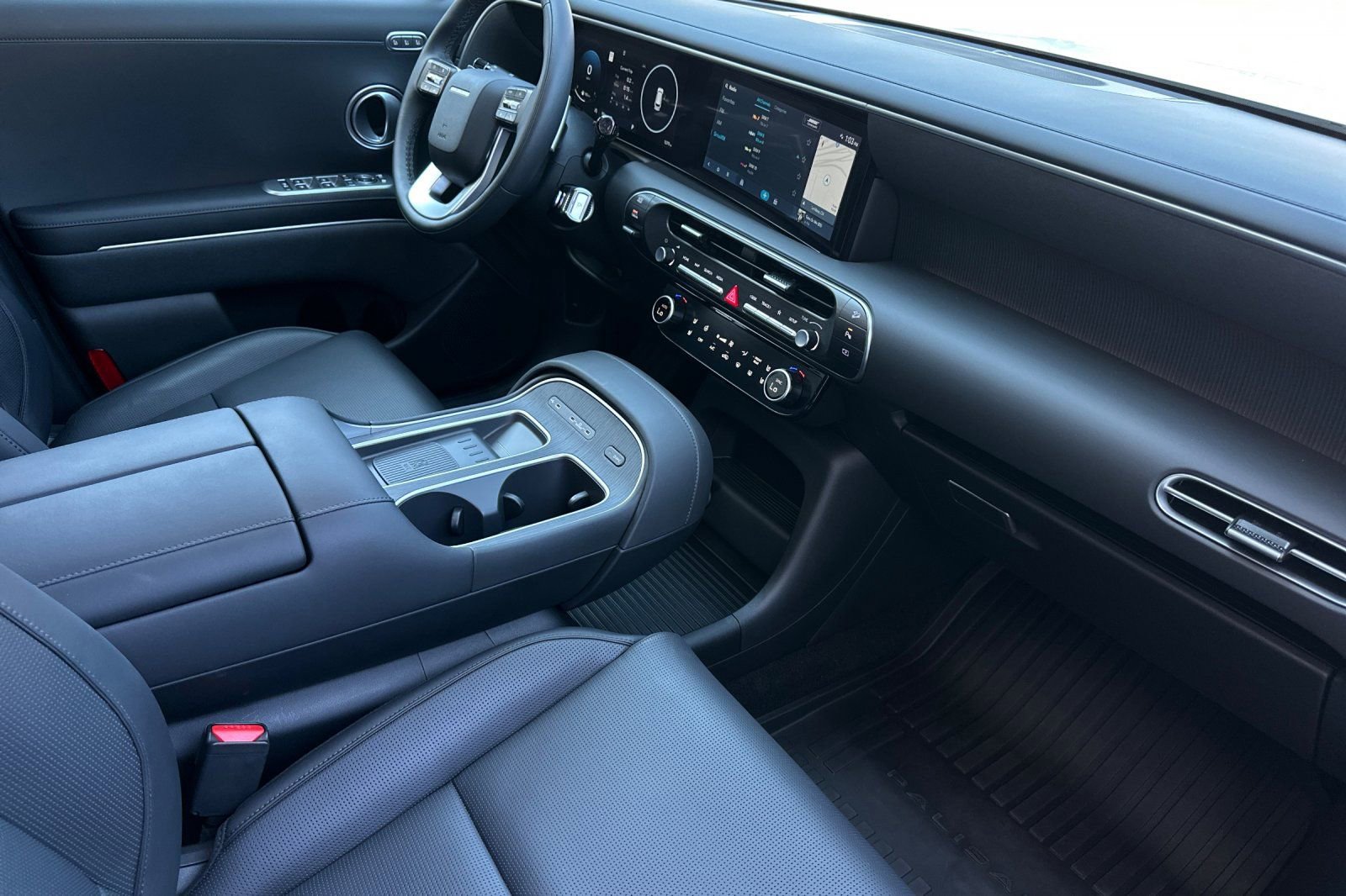 Used 2026 Hyundai Palisade Calligraphy AWD/4WD image 16