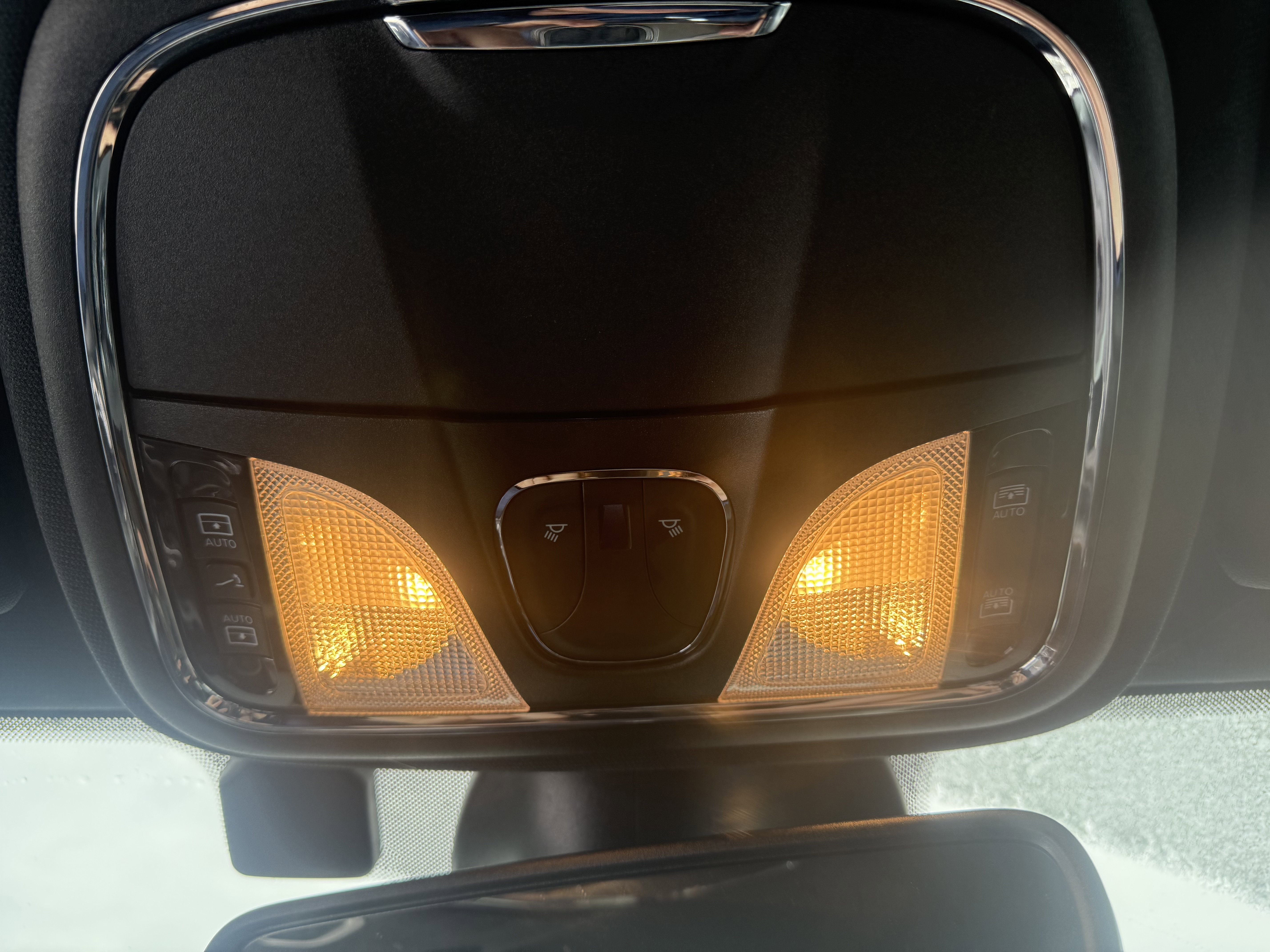 Used 2021 Jeep Cherokee Latitude Lux 80th Anniv w/ Quick Order Package 26U 80TH image 15