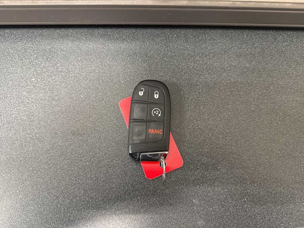 Used 2022 Jeep Compass Limited image 32