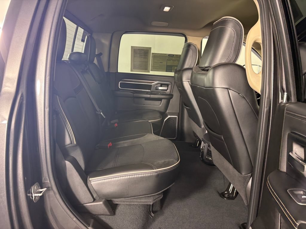 Used 2022 RAM 2500 Laramie AWD/4WD image 32