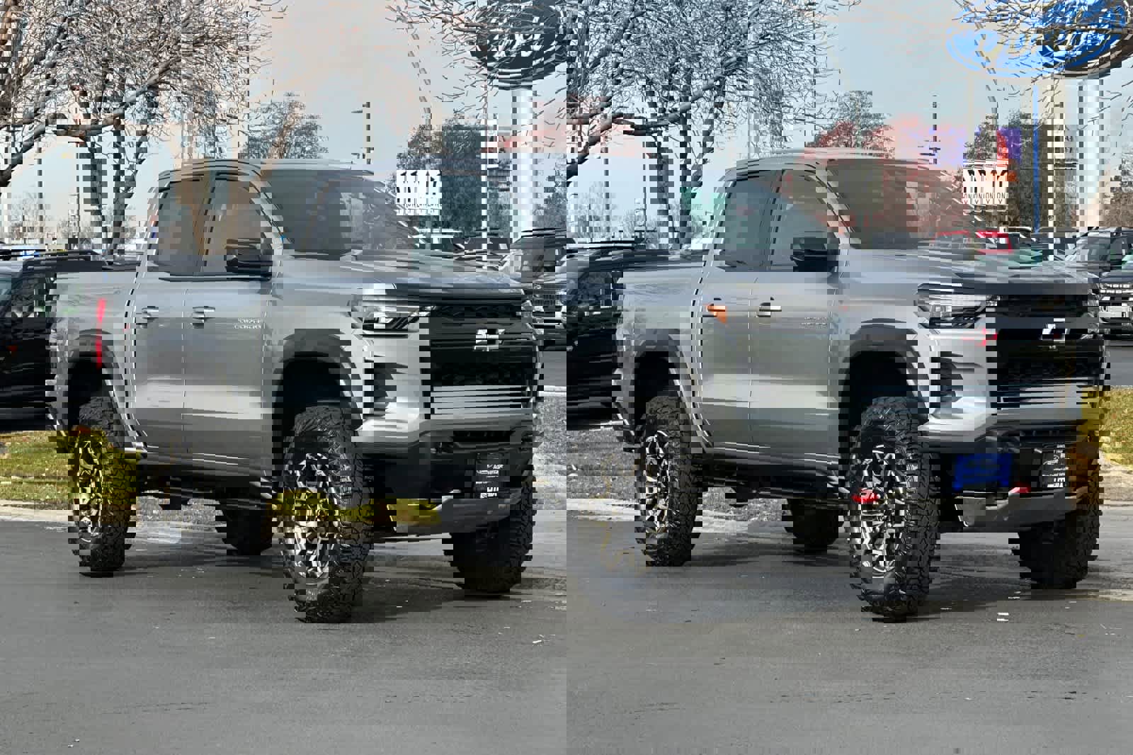 Used 2024 Chevrolet Colorado ZR2 w/ ZR2 Convenience Package III image 9