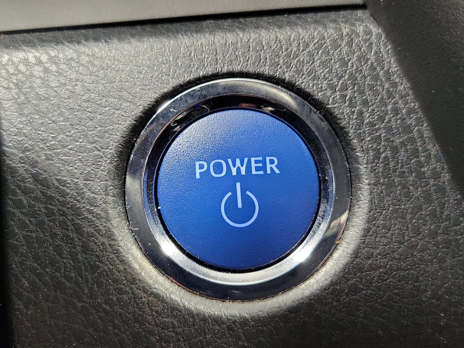 Used 2021 Toyota Camry LE FWD image 17
