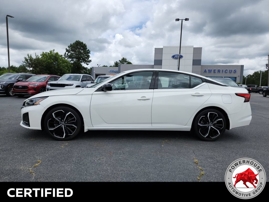 Used 2023 Nissan Altima 2.5 SR FWD image 3