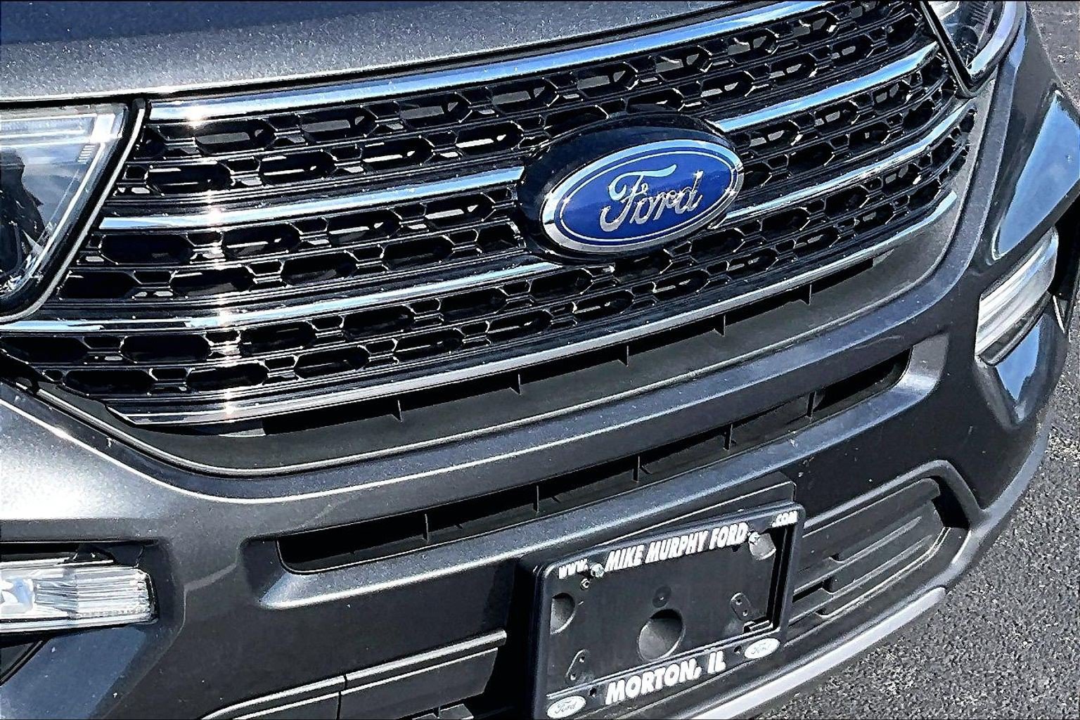 Certified 2020 Ford Explorer XLT w/ Equipment Group 202A AWD/4WD image 32